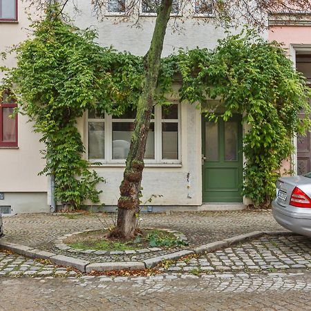 Pet Friendly Apartment In Naumburg With Kitchen Exterior foto