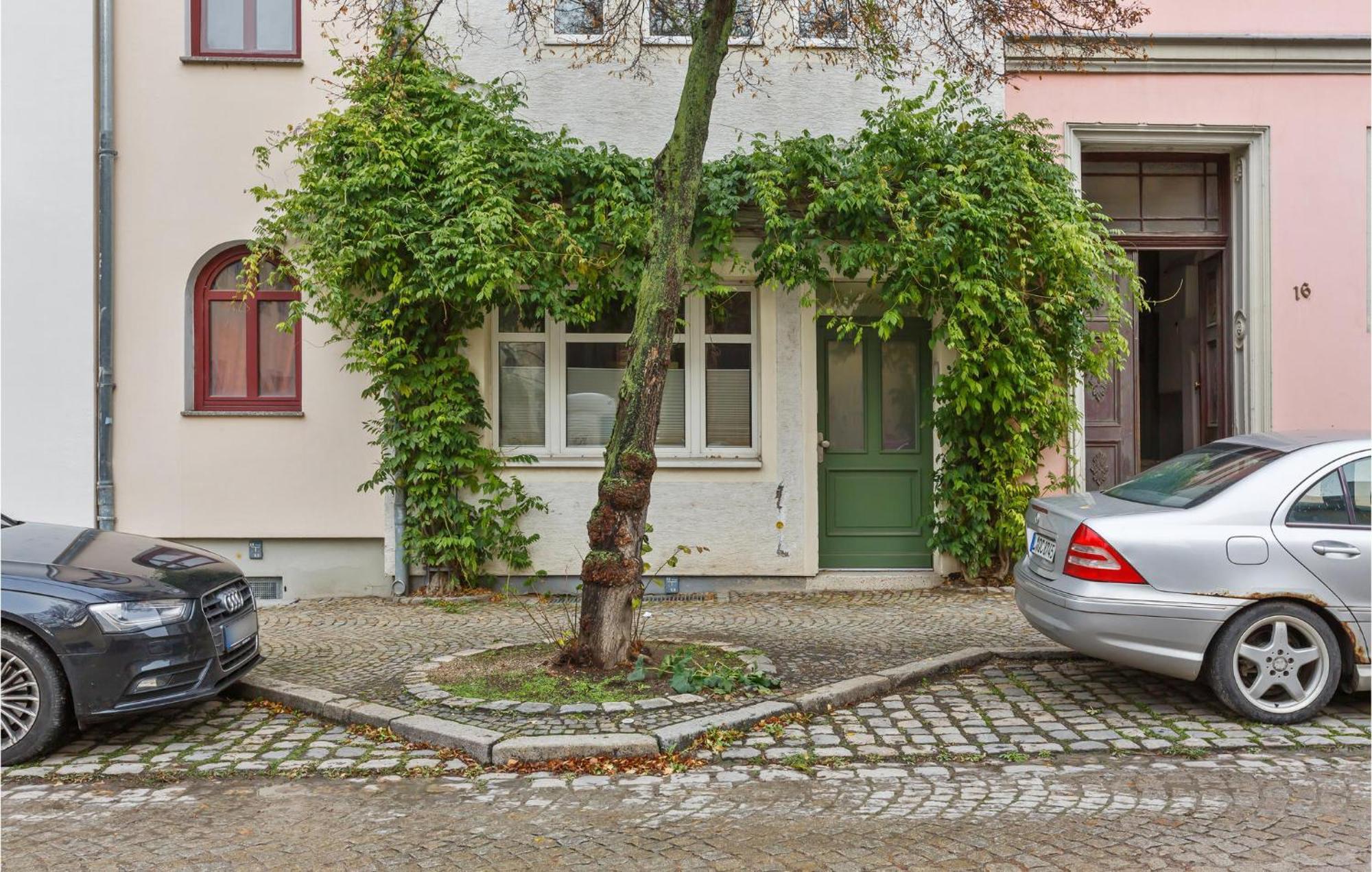 Pet Friendly Apartment In Naumburg With Kitchen Exterior foto